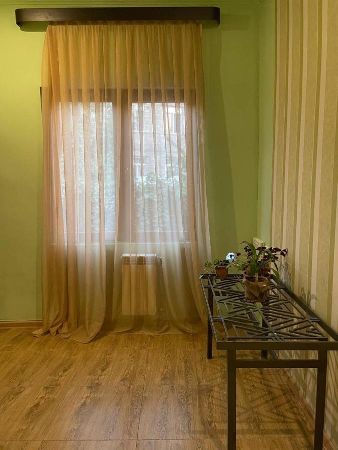 House 56 Hotel Jerevan Eksteriør billede